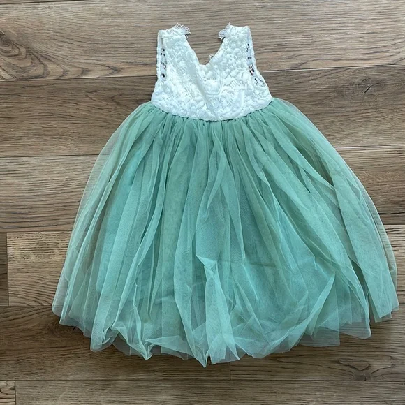 Dresses | Girls Sage Green White Lace Flower Girl Dress | Poshmark Dresses | Girls Sage Green White Lace Flower Girl Dress | Poshmark